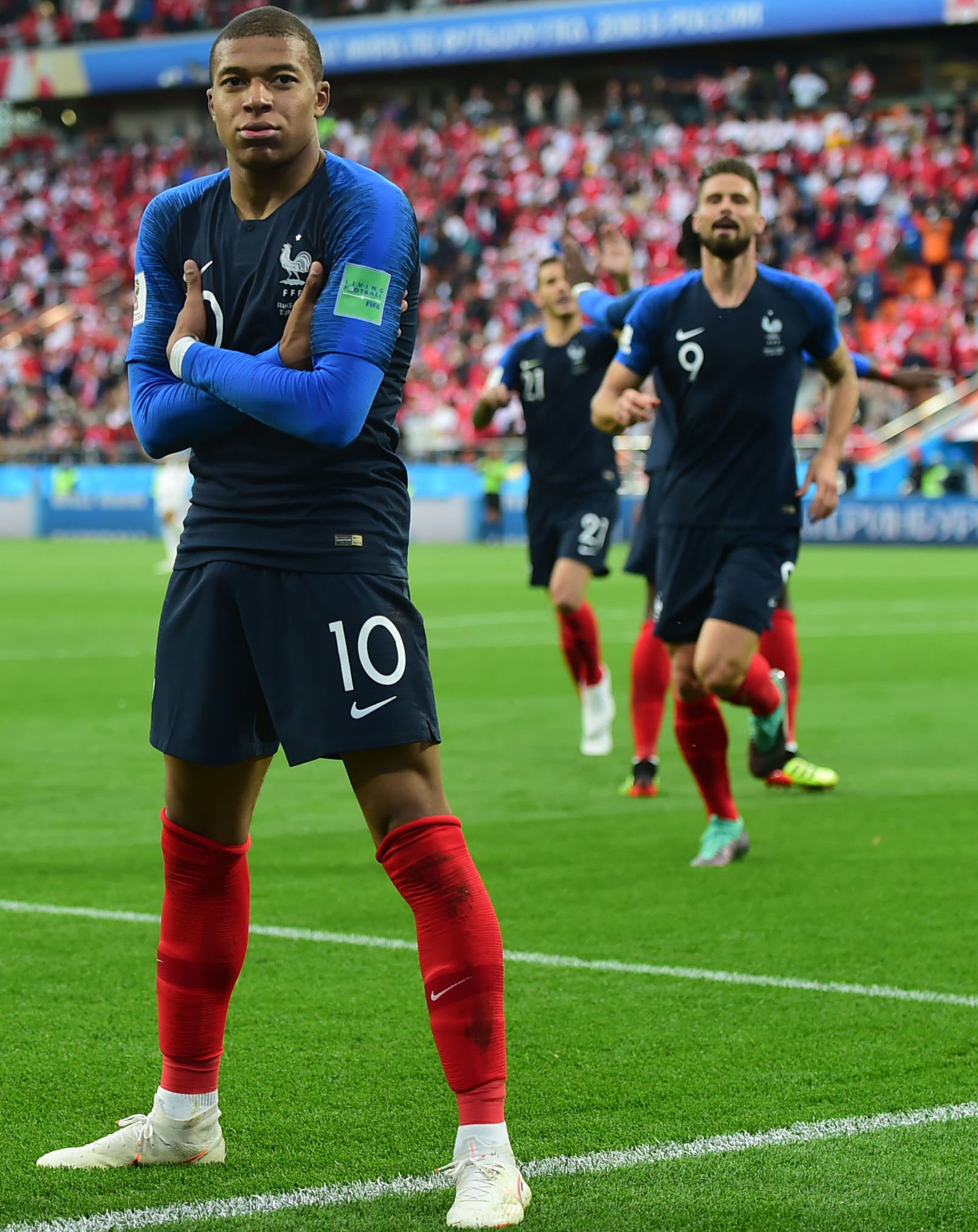 压新疆队 压新疆队